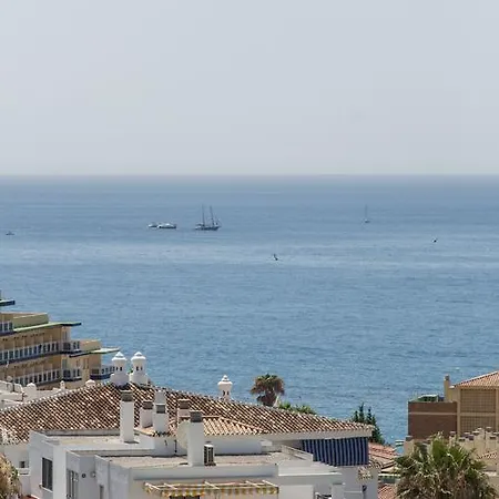 3 Bedroom Penthouse Close By Parque De La Paloma Lägenhet *